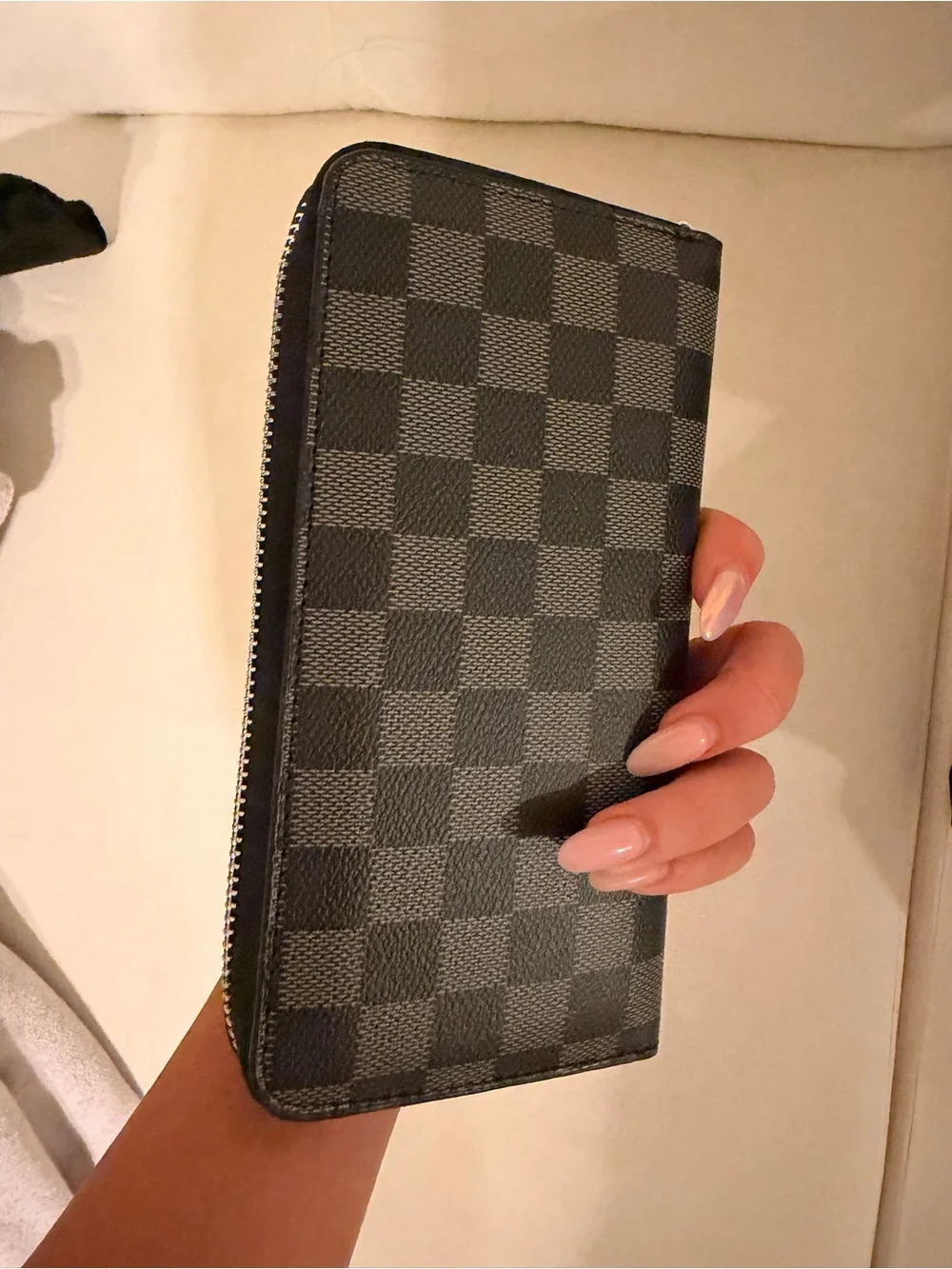 Checkerboard Zip-Around Men's Wallet - Black